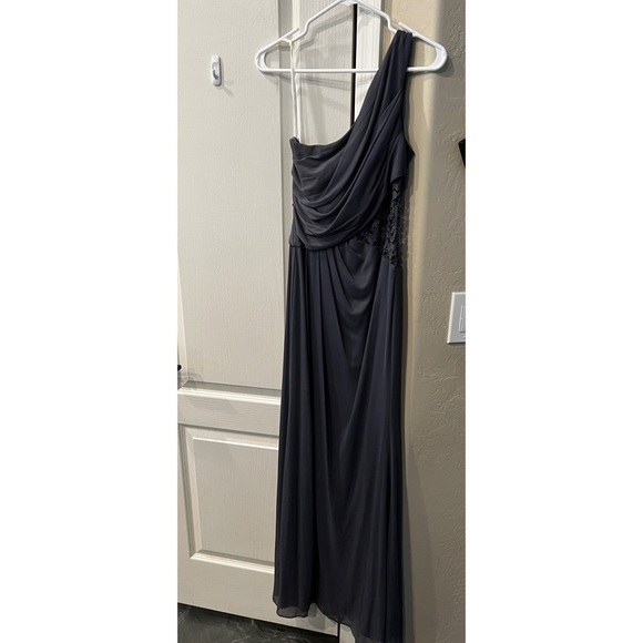 David’s bridal bridesmaid dress - Picture 4 of 4